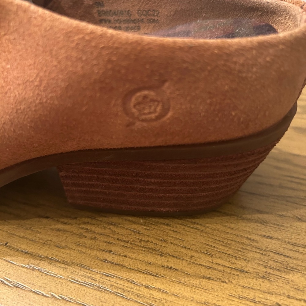 Born leather mule ankle boots. Sz 9 - Picture 4 of 6